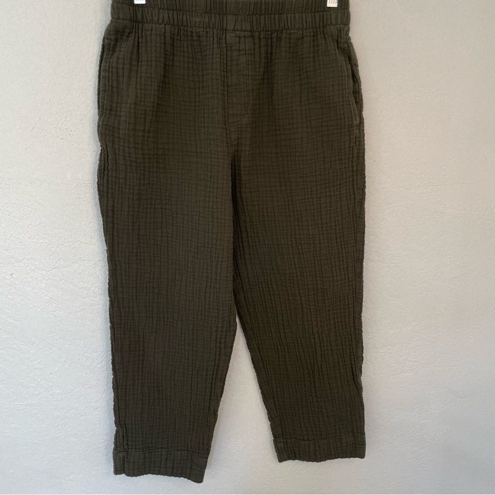 Madewell Women’s Olive Green Cropped Pull on Pants Size Medium